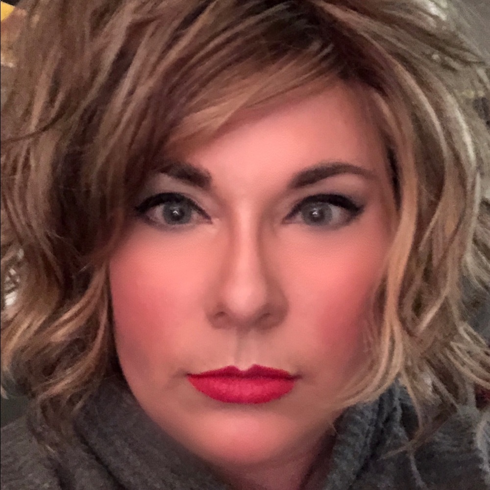 Meet your Posher, Ann